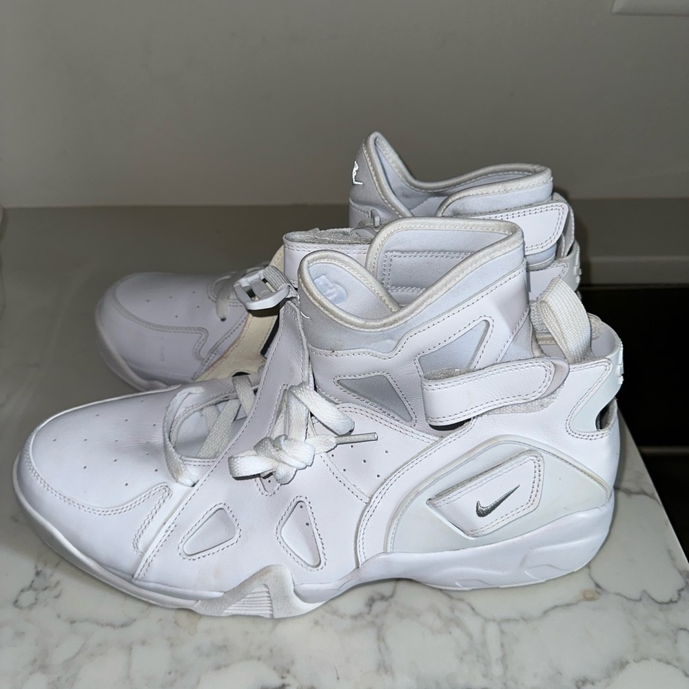 Men’s Nike Air Unlimited Triple White